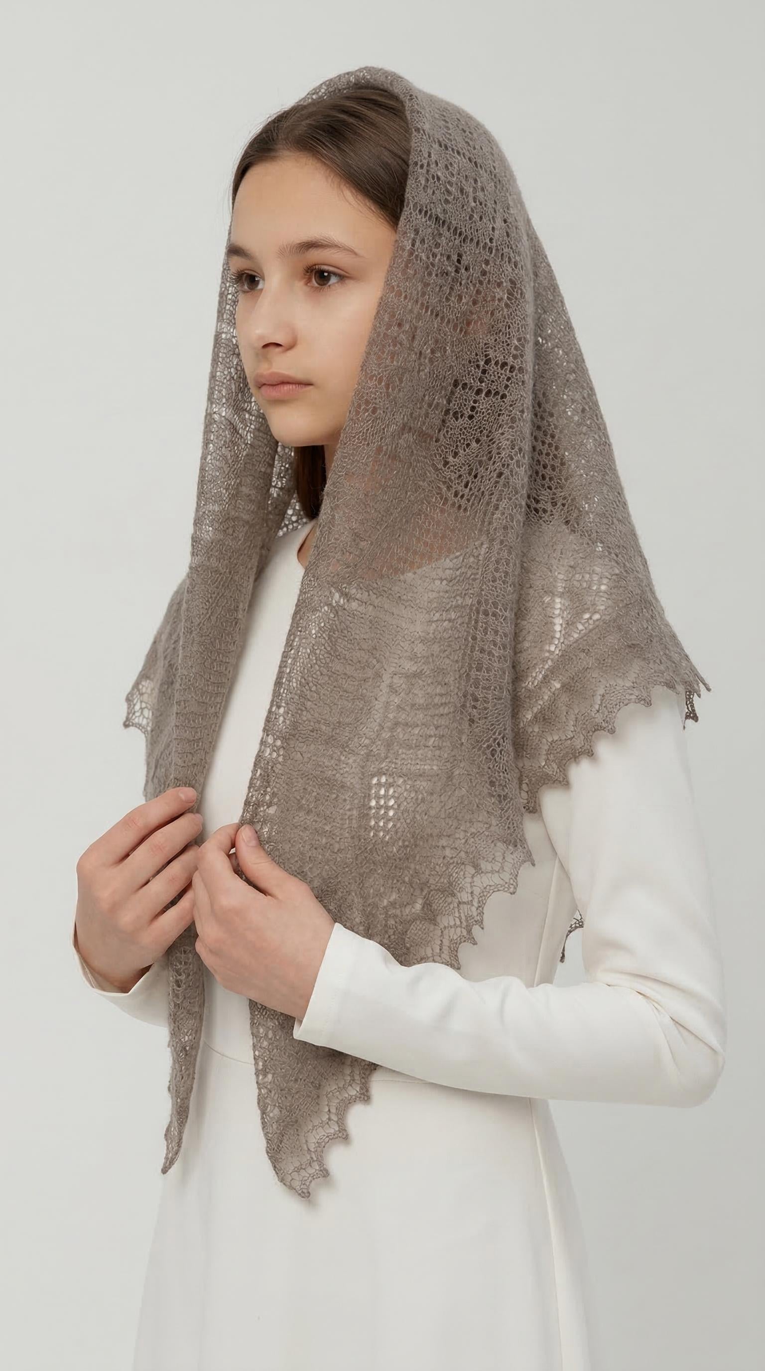 Authentic Orenburg lace-patterned down shawl, color grey