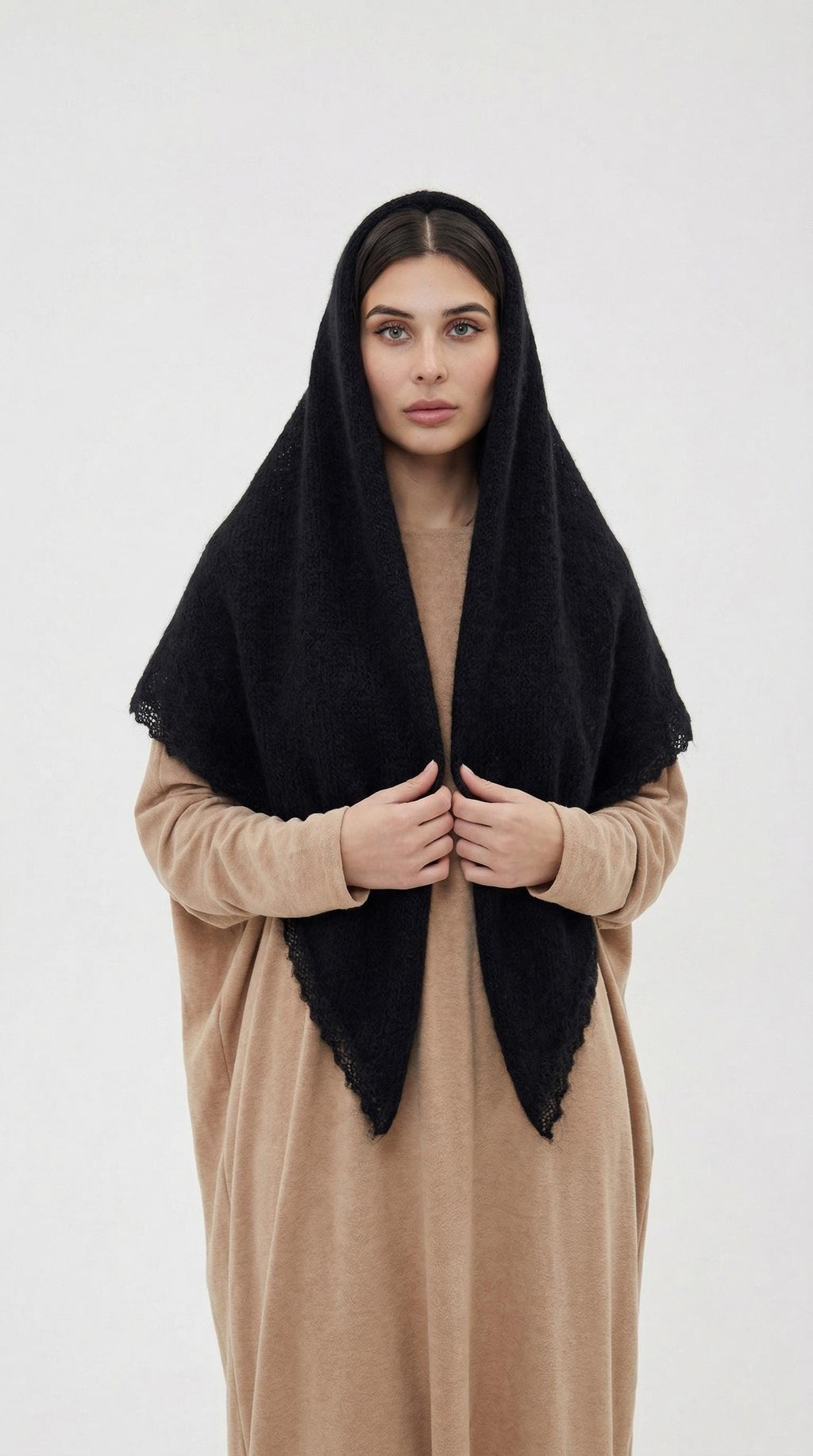 Orenburg goat down shawl (Original), color black