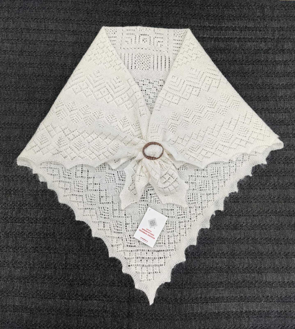 Orenburg goat down shawl (Original), color ecru