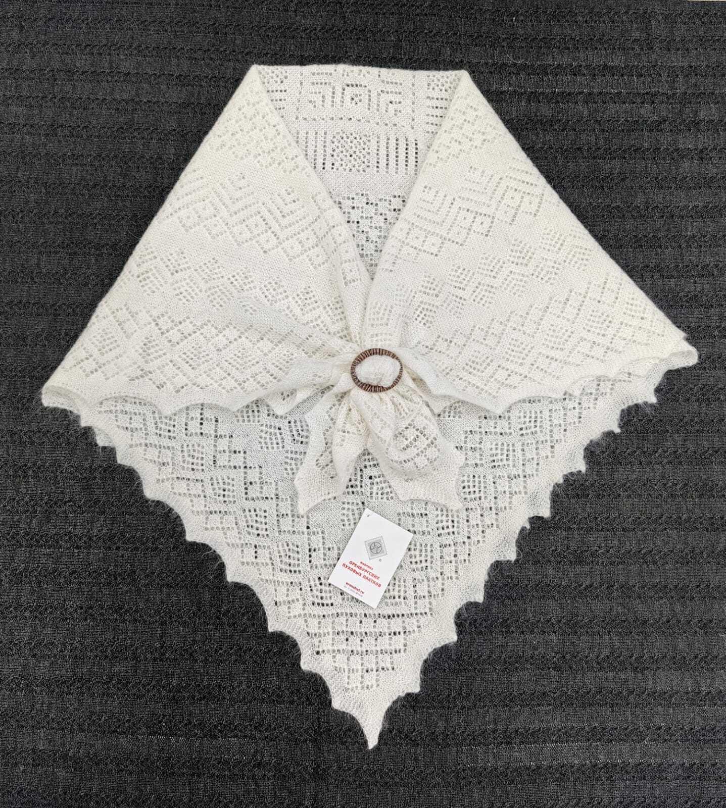 Orenburg goat down shawl (Original), color ecru