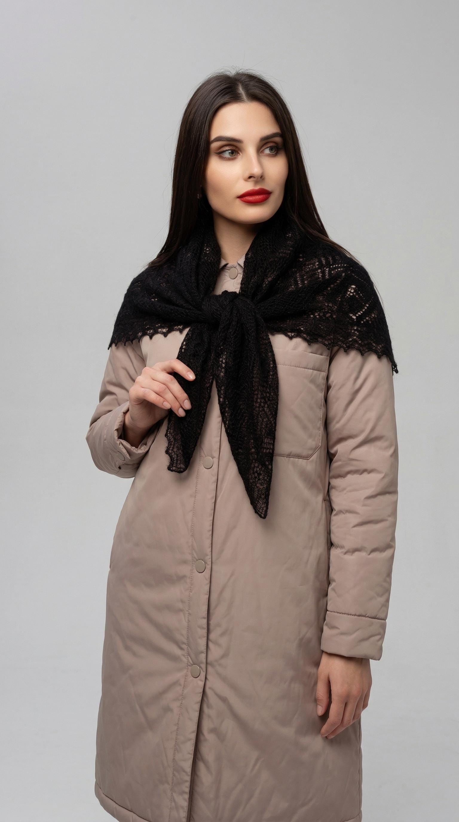 Authentic Orenburg lace-patterned down shawl, color black