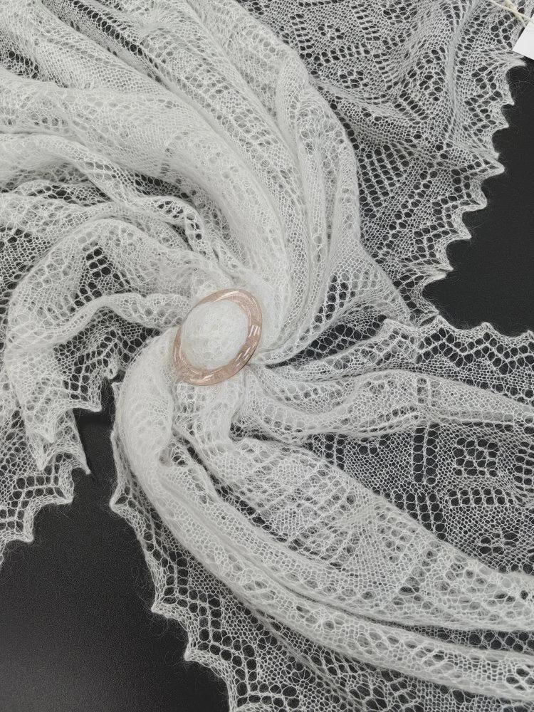 Authentic Orenburg lace-patterned down shawl, color white