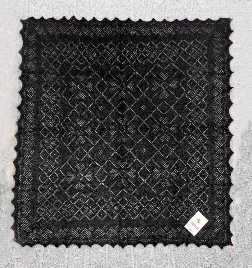 Orenburg goat down shawl (Original), color black