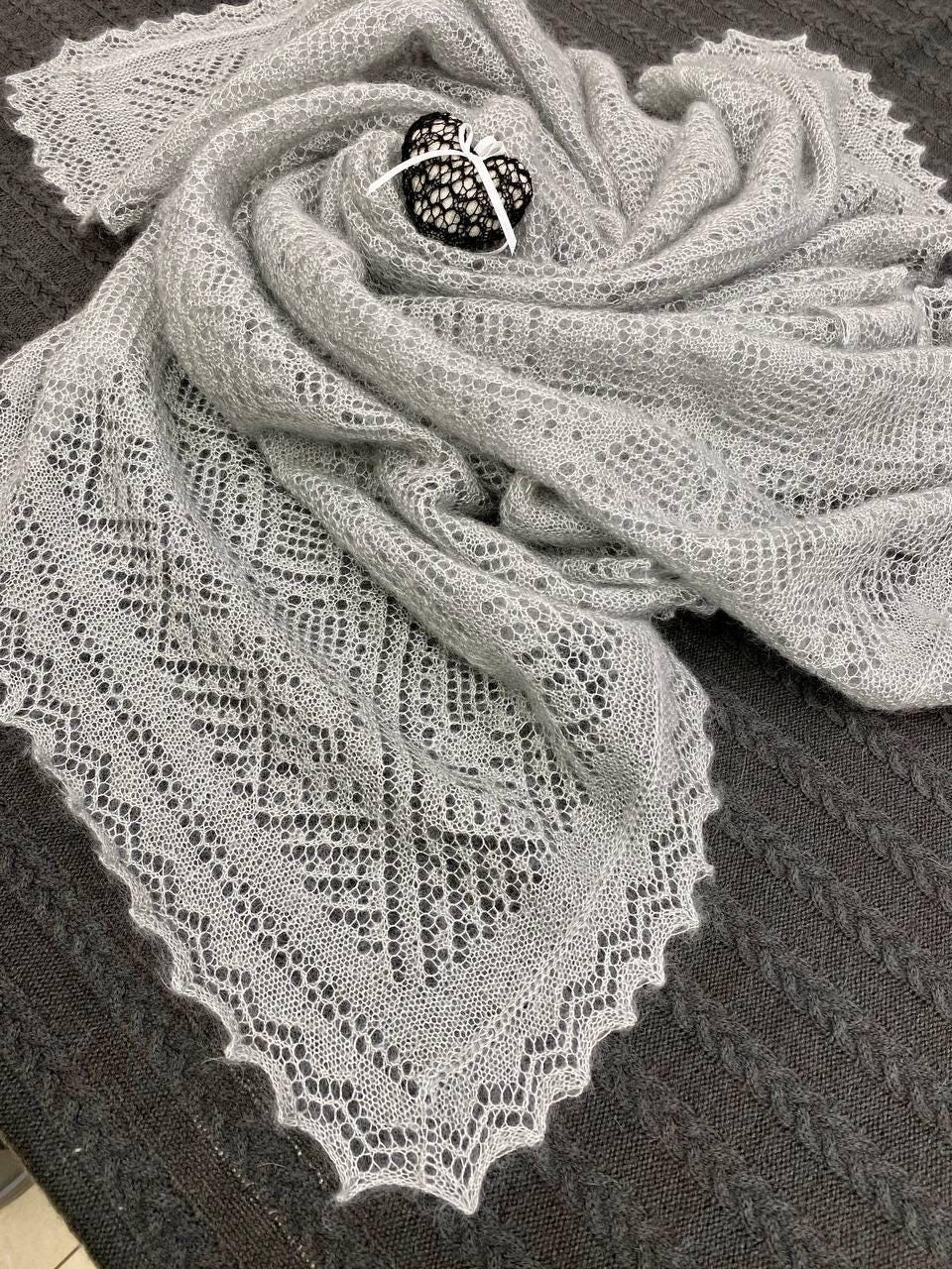 Orenburg goat down shawl (Original), color Natural Grey