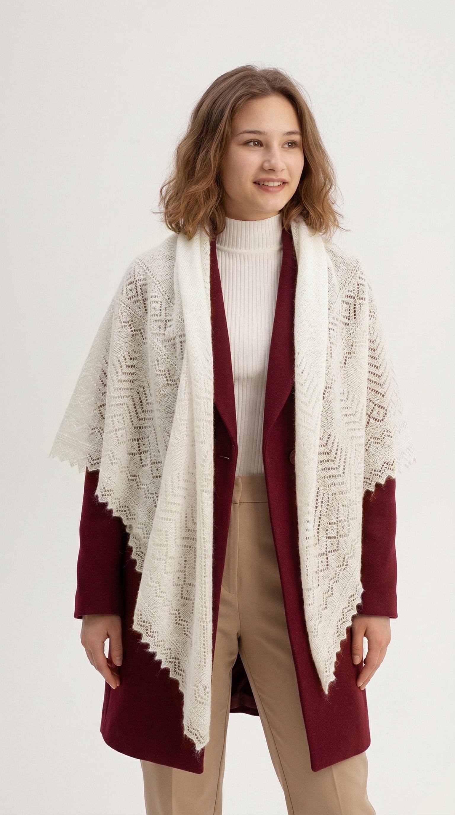 Orenburg goat down shawl (Original), color ecru