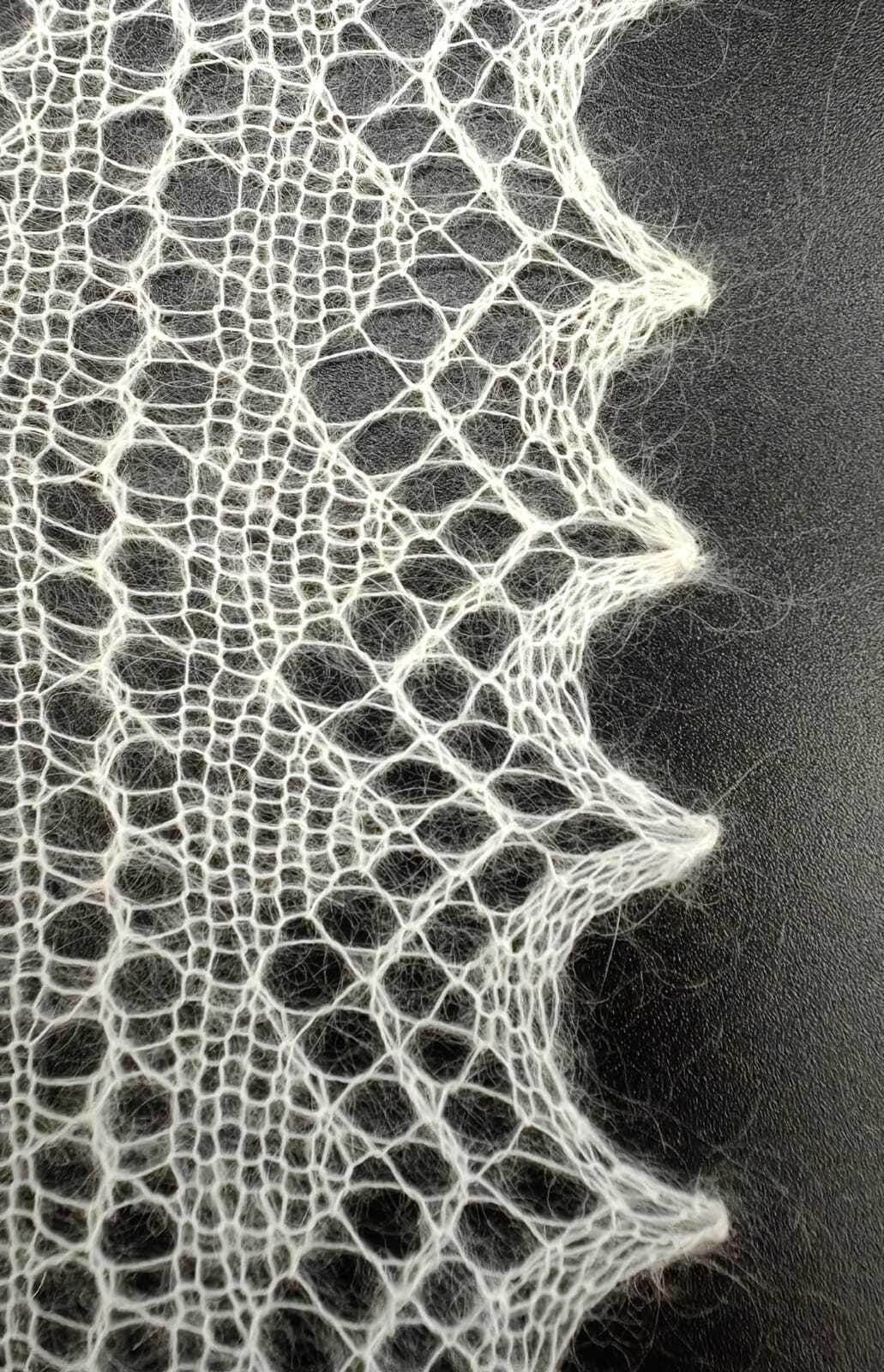 Authentic Orenburg lace-patterned down shawl, color white