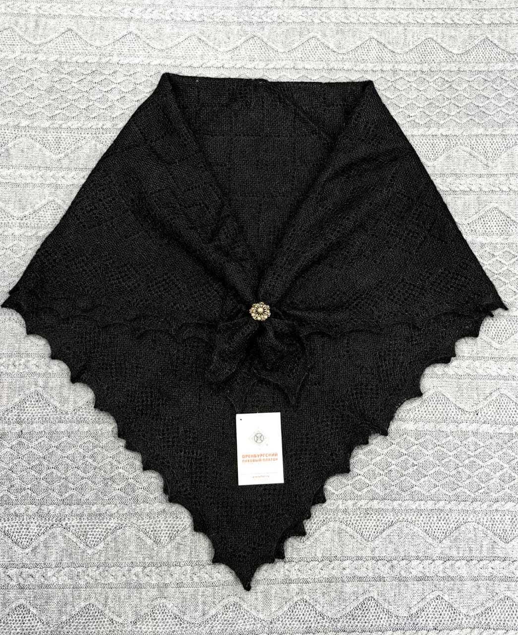 Orenburg goat down shawl (Original), color black