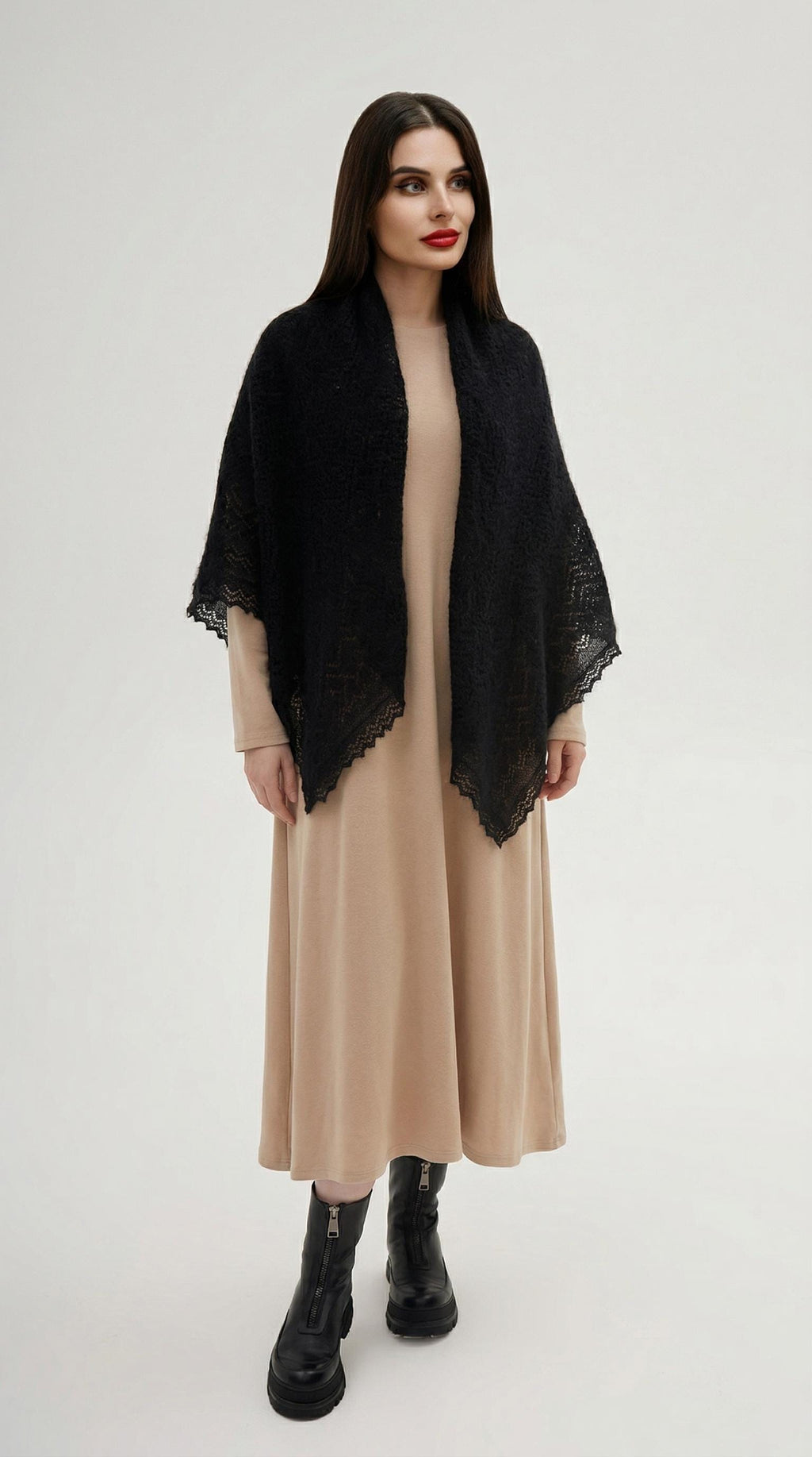 Orenburg goat down shawl (Original), color black