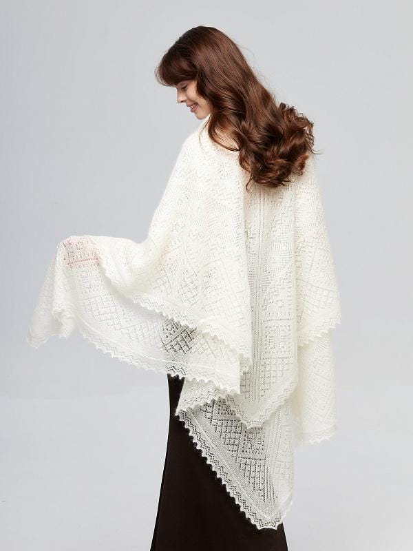 Orenburg goat down shawl (Original), color ecru