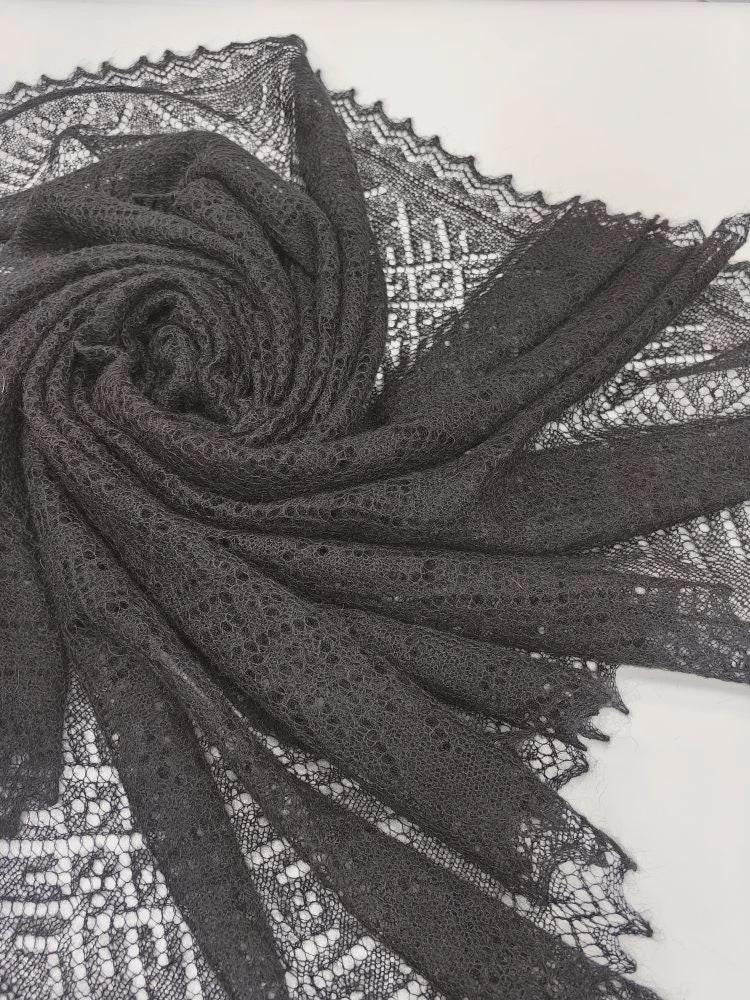 Authentic Orenburg lace-patterned down shawl, color black