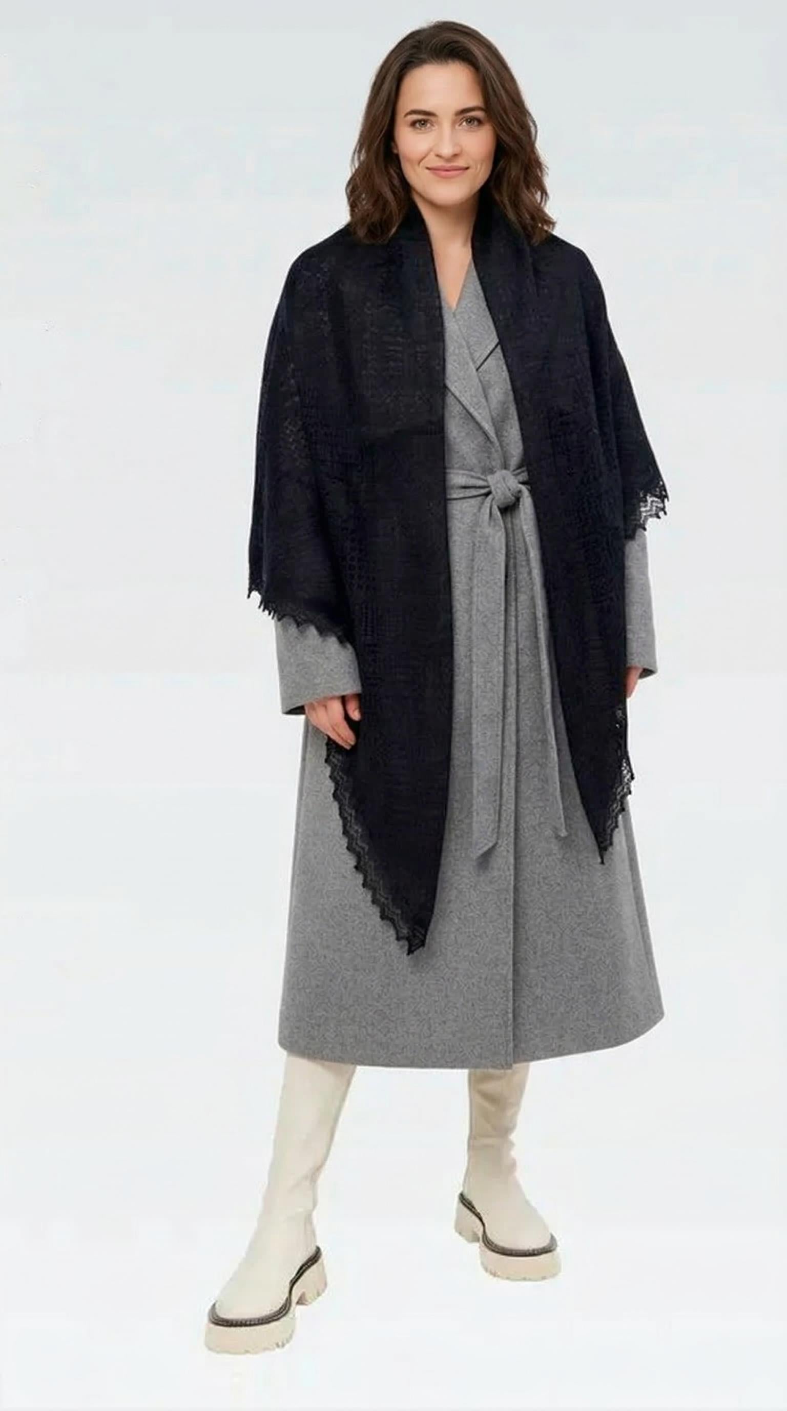 Authentic Orenburg lace-patterned down shawl, color black