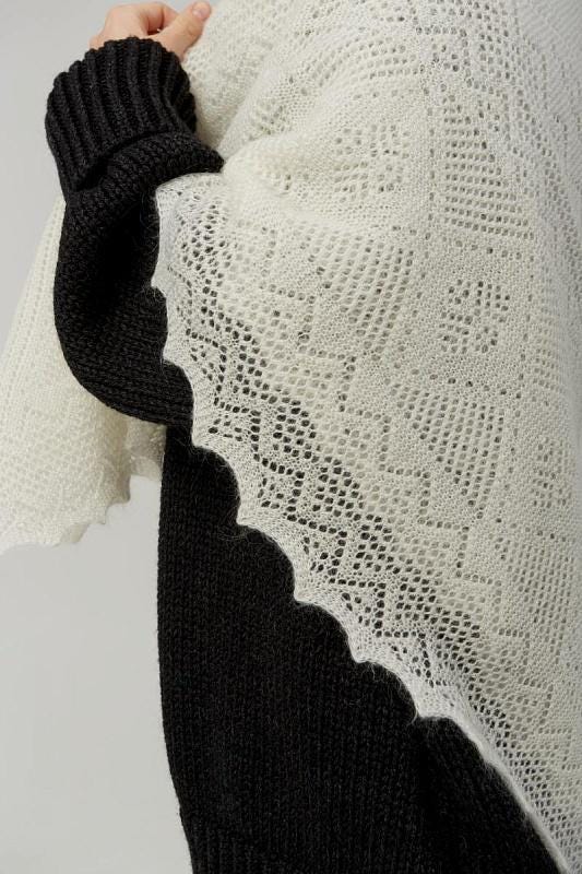 Orenburg goat down shawl (Original), color ecru