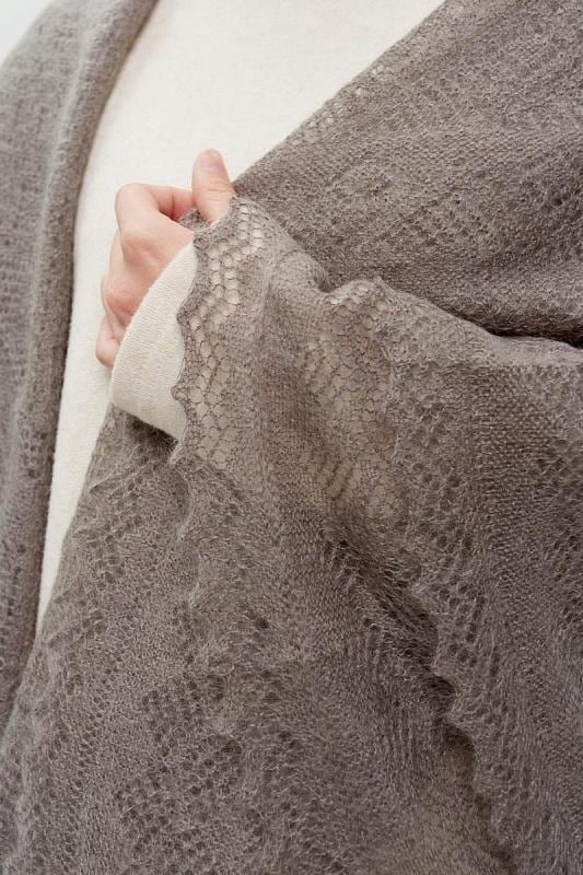 Orenburg goat down shawl (Original), color grey
