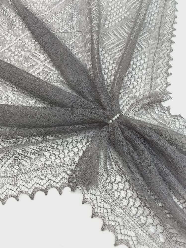 Authentic Orenburg lace-patterned down shawl, color grey