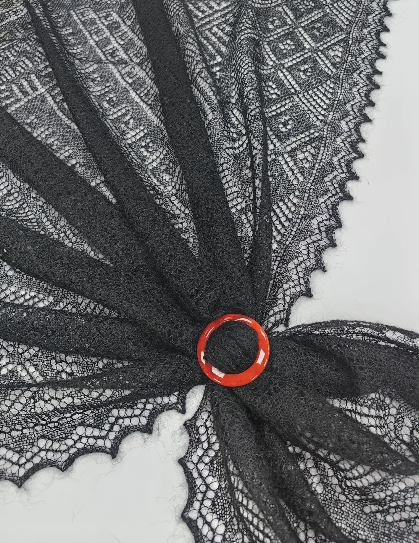Authentic Orenburg lace-patterned down shawl, color black