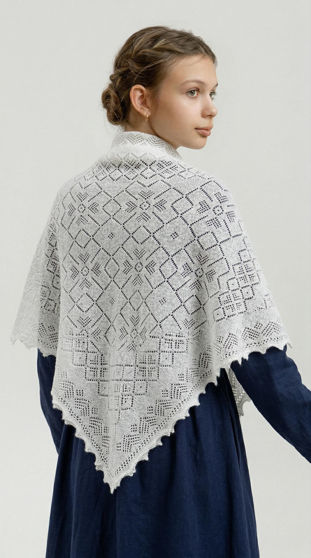 Orenburg goat down shawl (Original), color white