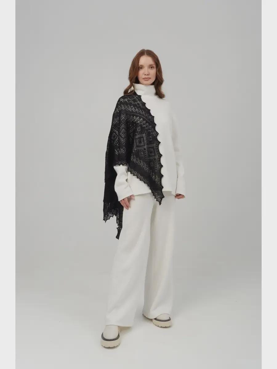 Orenburg Warm Down Shawl, Onyx