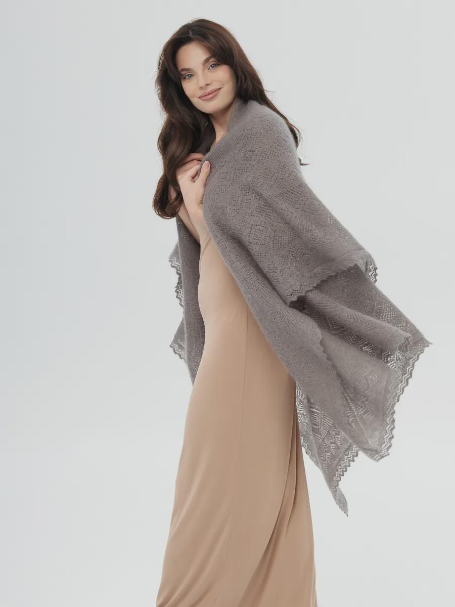 Authentic Orenburg Downy Shawl(150x150 different)